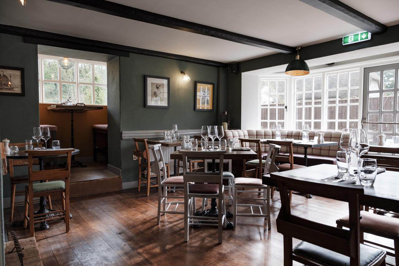 Castle Inn West Lulworth Exterior foto